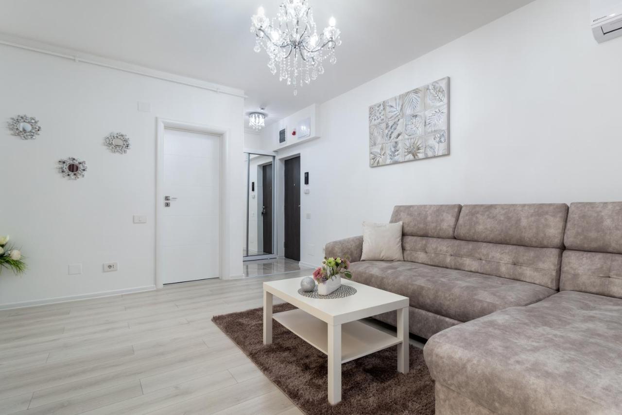 Premier Apartment Luceafarul Oradea Eksteriør billede