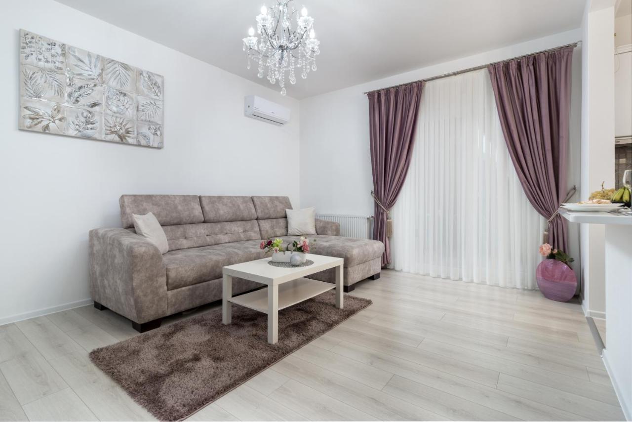 Premier Apartment Luceafarul Oradea Eksteriør billede