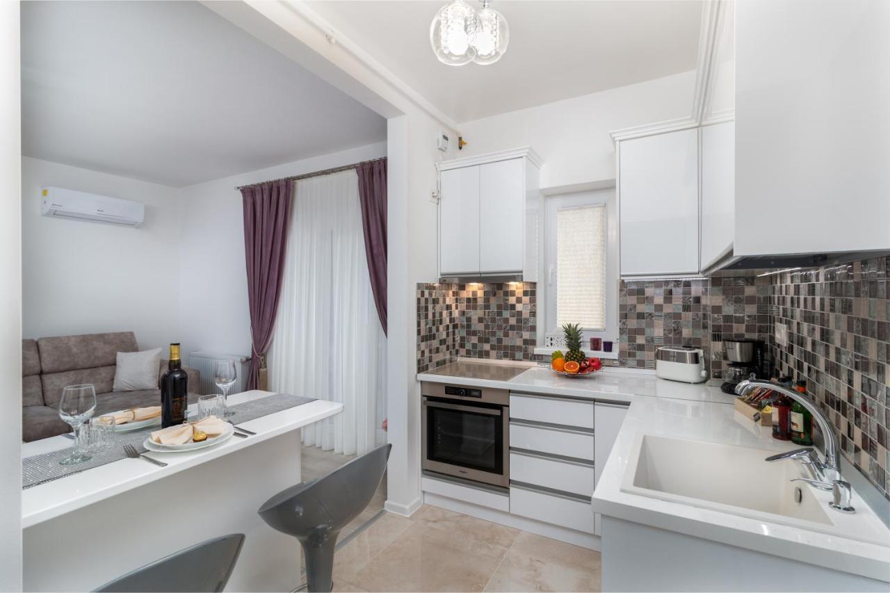 Premier Apartment Luceafarul Oradea Eksteriør billede